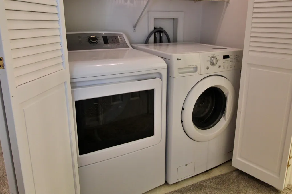 911 Dorset Street South Burlington VT 05403