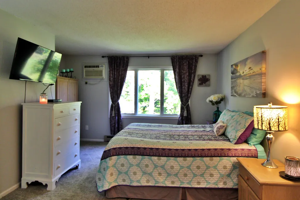 911 Dorset Street South Burlington VT 05403