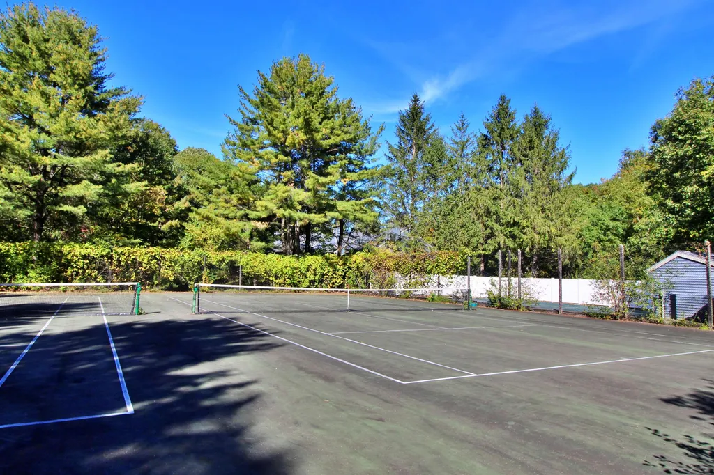 911 Dorset Street South Burlington VT 05403