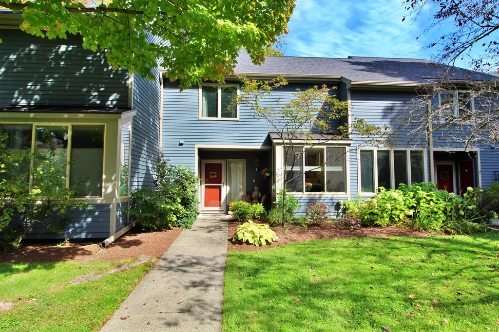 911 Dorset Street South Burlington VT 05403