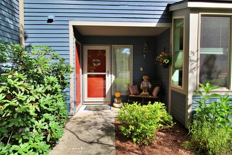 911 Dorset Street South Burlington VT 05403