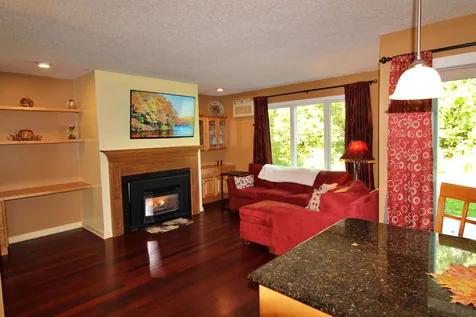 911 Dorset Street South Burlington VT 05403