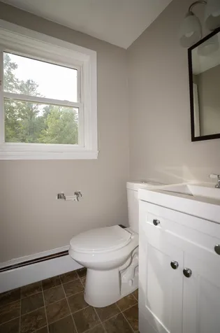 55 Old Derry Road Londonderry NH 03053