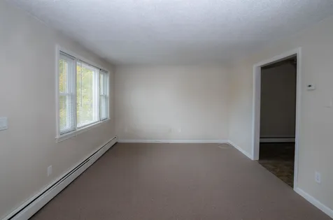 55 Old Derry Road Londonderry NH 03053