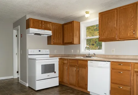 55 Old Derry Road Londonderry NH 03053