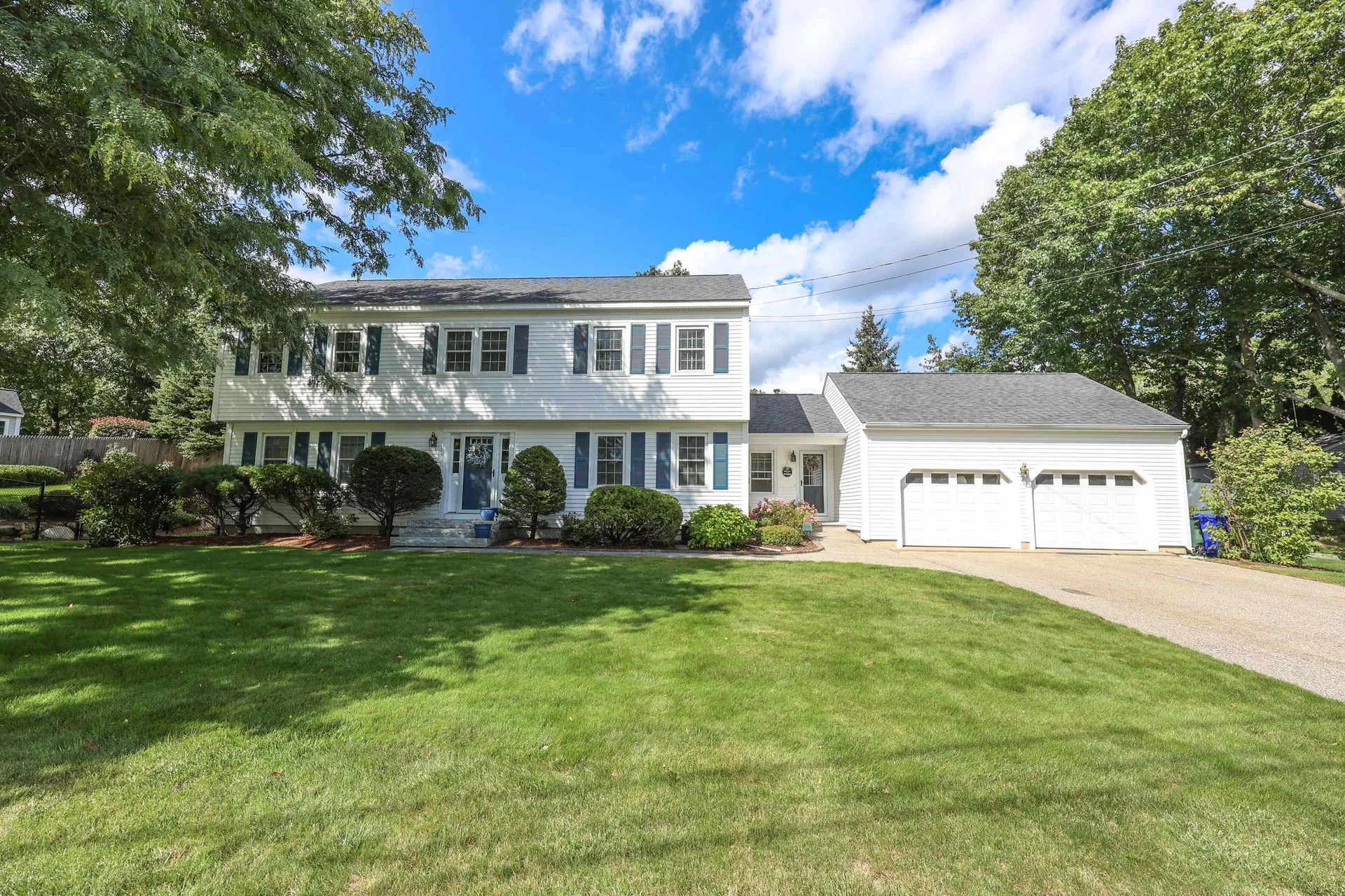 15 Danforth Circle Manchester NH 03104