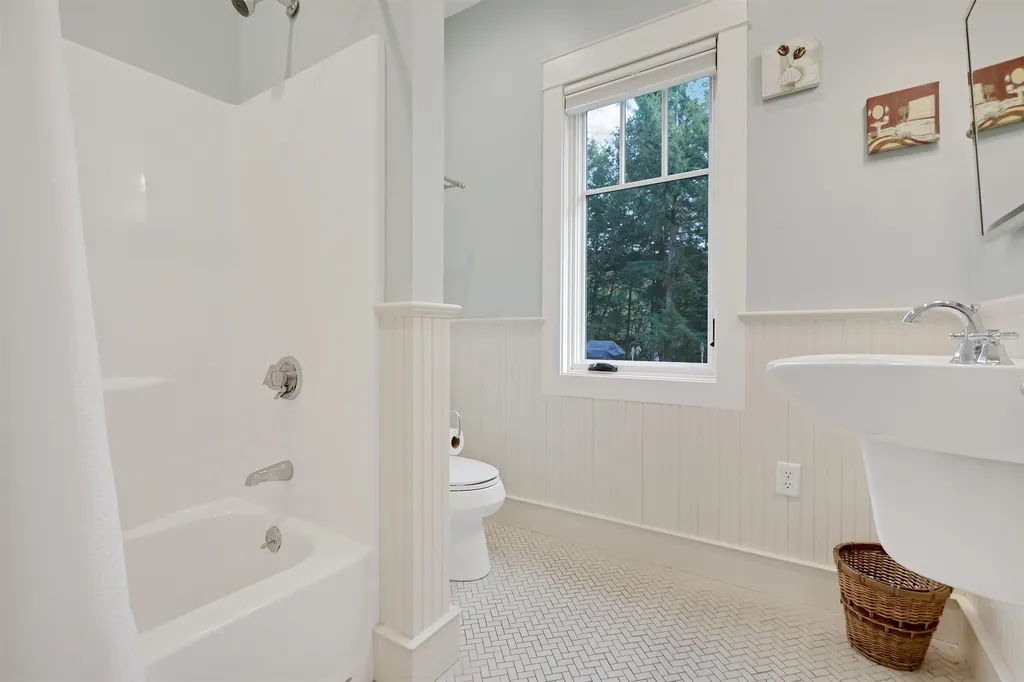 19 Maple Lane Lyme NH 03768