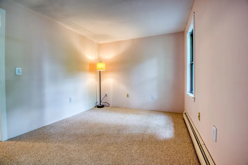 3b Bass Street Newmarket NH 03857