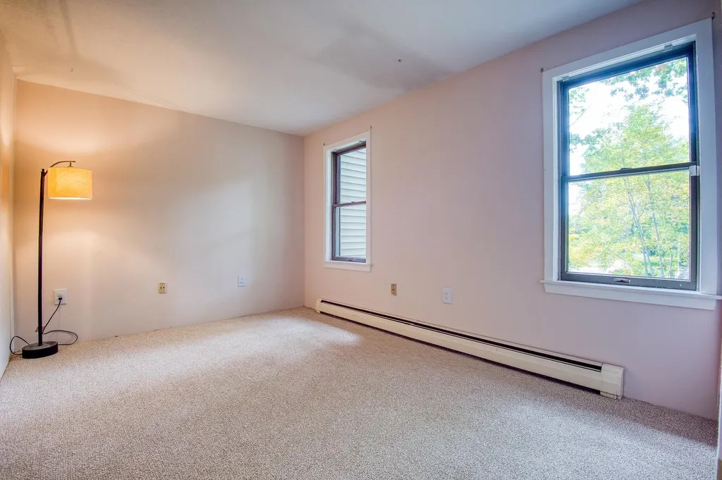 3b Bass Street Newmarket NH 03857