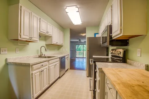 3b Bass Street Newmarket NH 03857