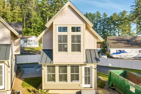 109 Weirs Boulevard Laconia NH 03246