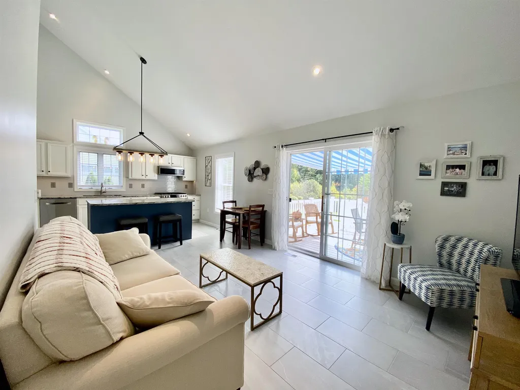 51 Augusta Way Dover NH 03820