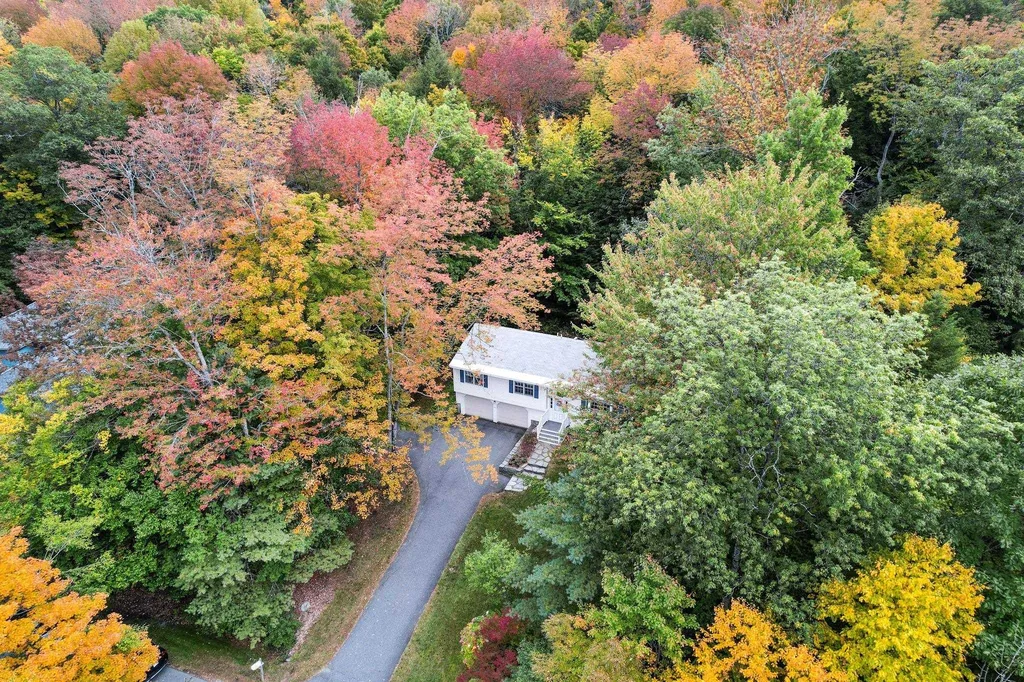 18 Haskins Road Hanover NH 03755