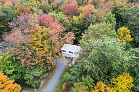 18 Haskins Road Hanover NH 03755