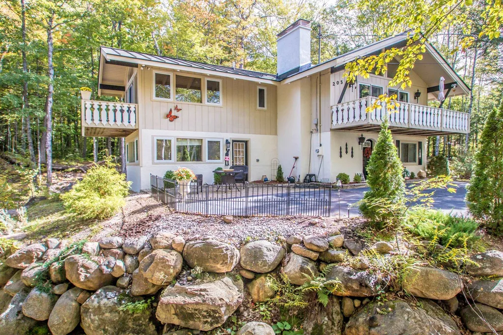 205 Linderhof Strasse Bartlett NH 03812