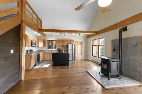 81 Garney Road Brookfield NH 03872