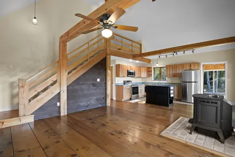 81 Garney Road Brookfield NH 03872