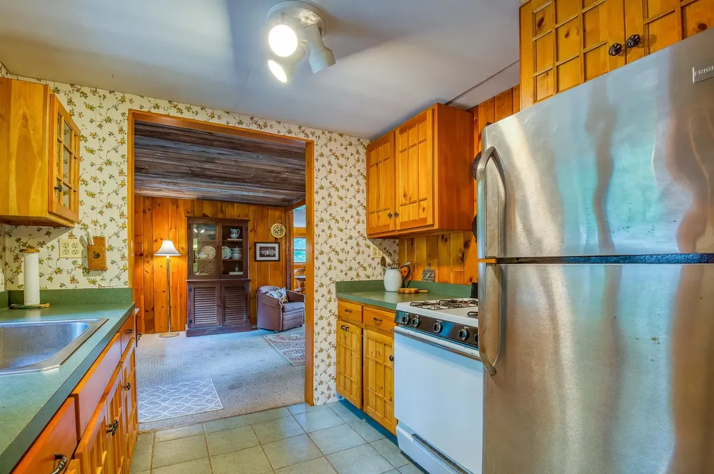 61 E Danforth Road Freedom NH 03836