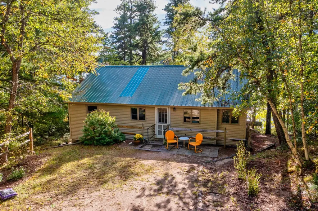 61 E Danforth Road Freedom NH 03836