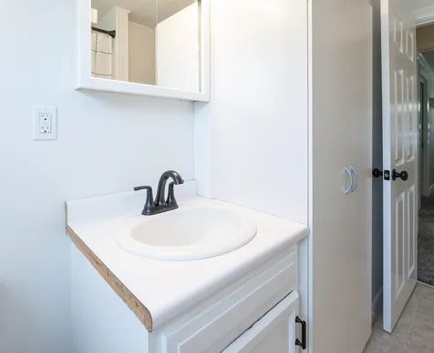 203 W Hollis Street Nashua NH 03060