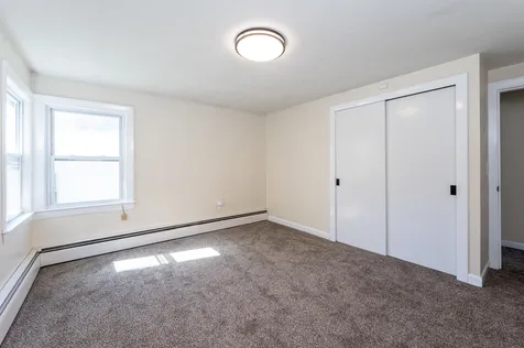 203 W Hollis Street Nashua NH 03060
