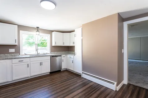 203 W Hollis Street Nashua NH 03060