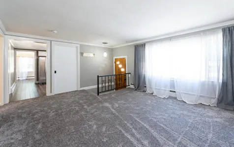 203 W Hollis Street Nashua NH 03060