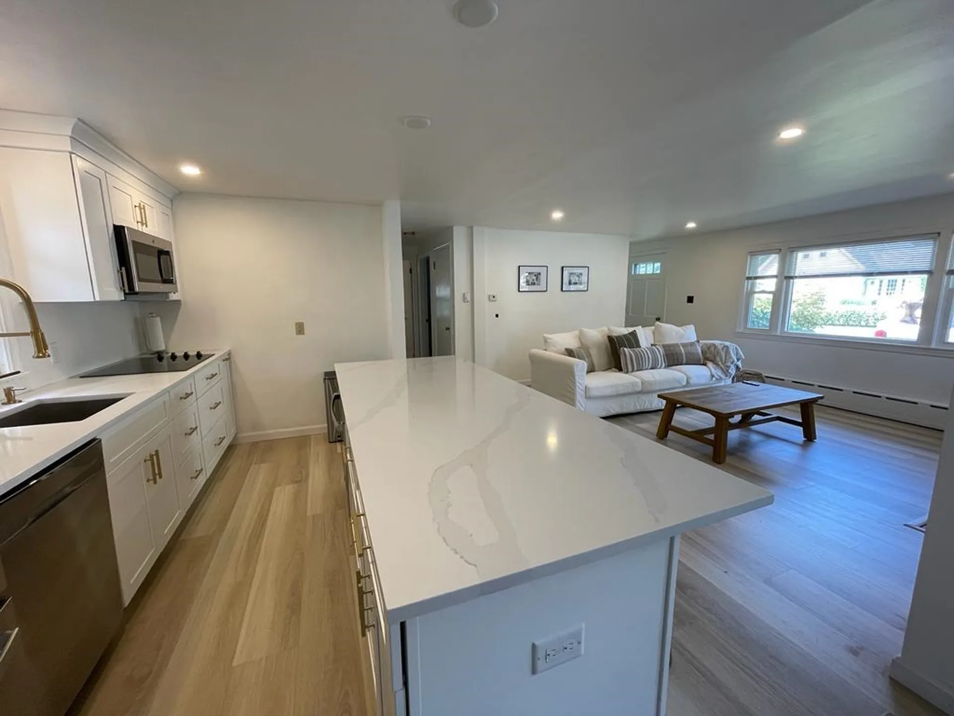 370 Wallis Road Rye NH 03870