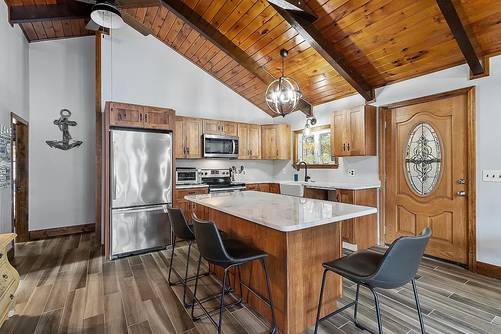 26 View Point Lane Wakefield NH 03830