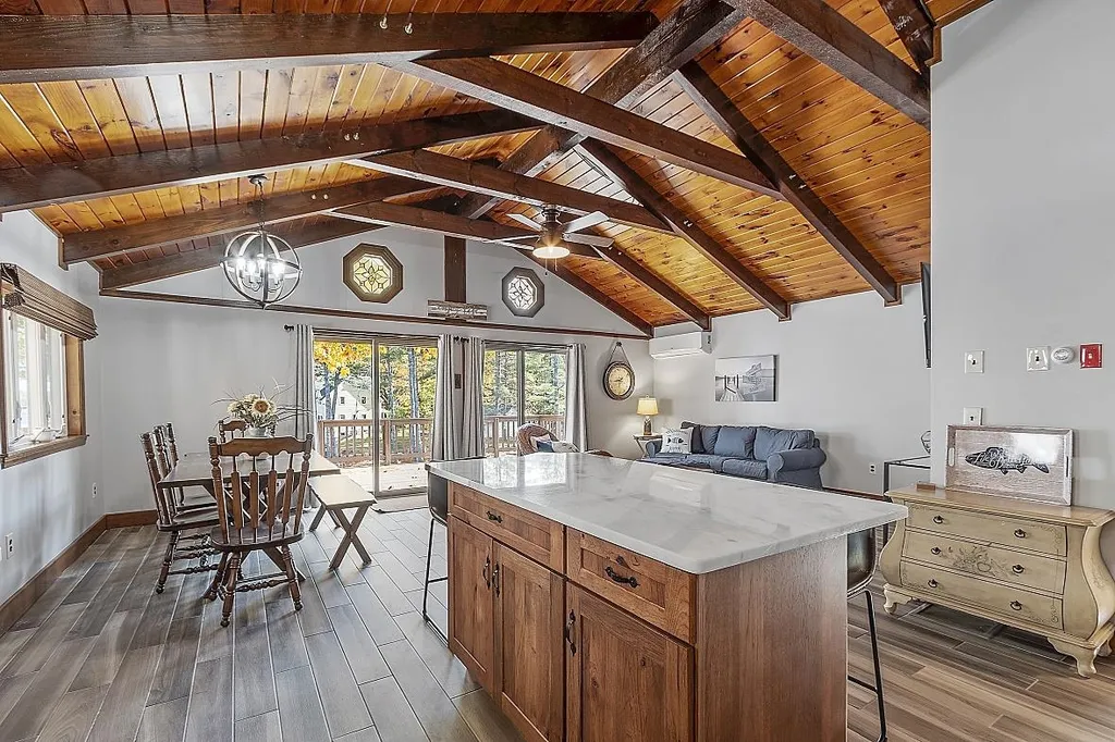 26 View Point Lane Wakefield NH 03830