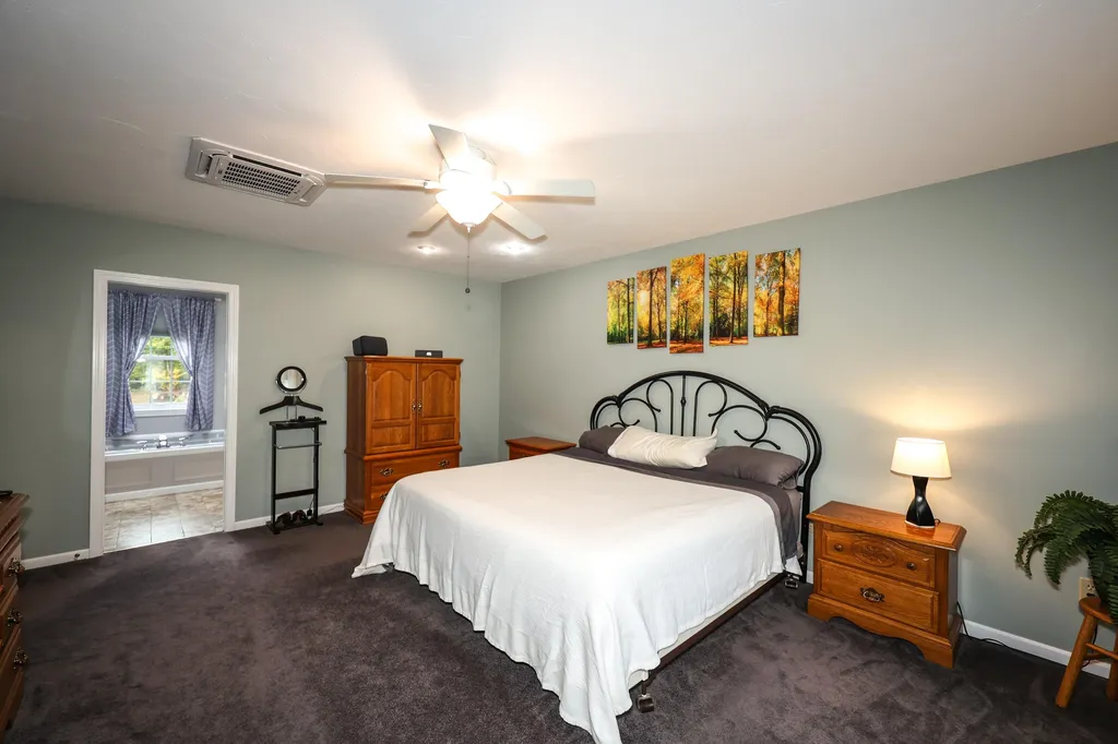6 Mercier Court Goffstown NH 03045