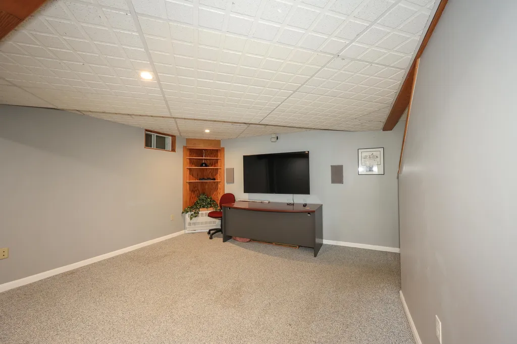 6 Mercier Court Goffstown NH 03045