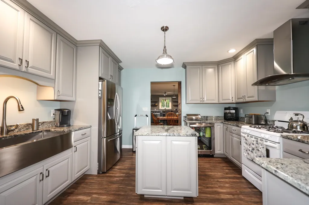 6 Mercier Court Goffstown NH 03045
