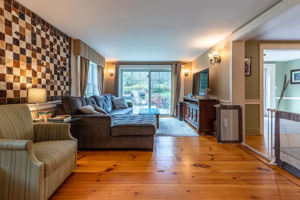 3087 Johnson Hill Road Royalton VT 05068