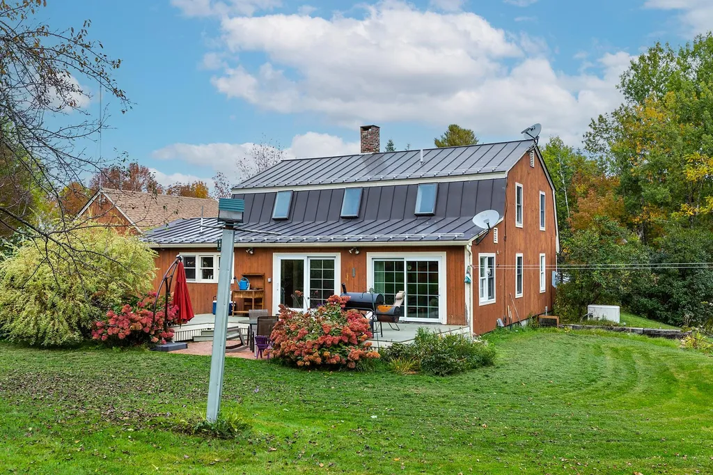 3087 Johnson Hill Road Royalton VT 05068
