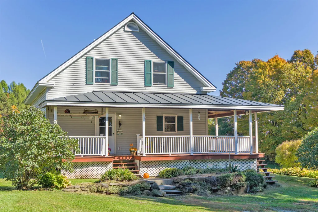 222 Monarch Hill Road Tunbridge VT 05077-9628