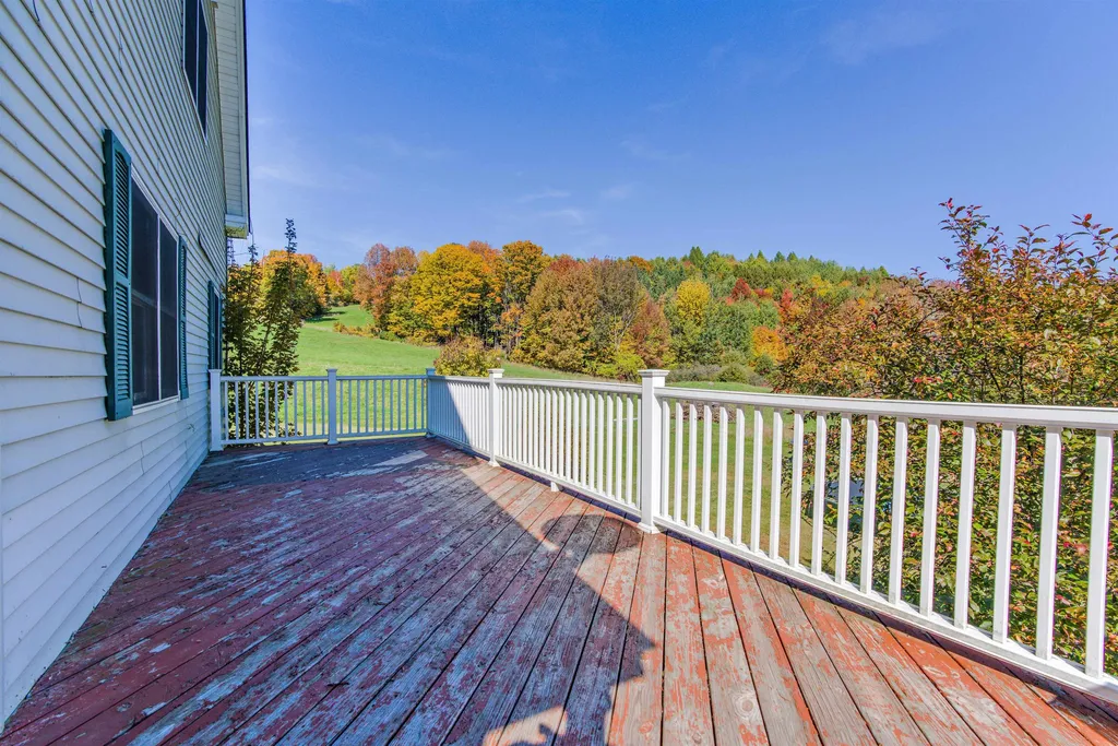 222 Monarch Hill Road Tunbridge VT 05077-9628