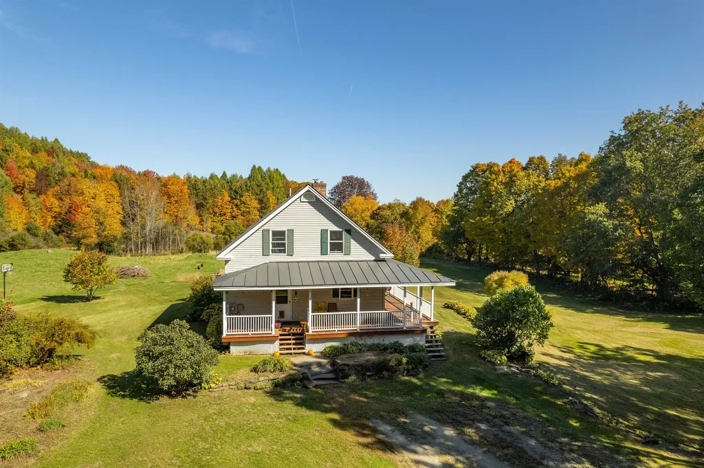 222 Monarch Hill Road Tunbridge VT 05077-9628