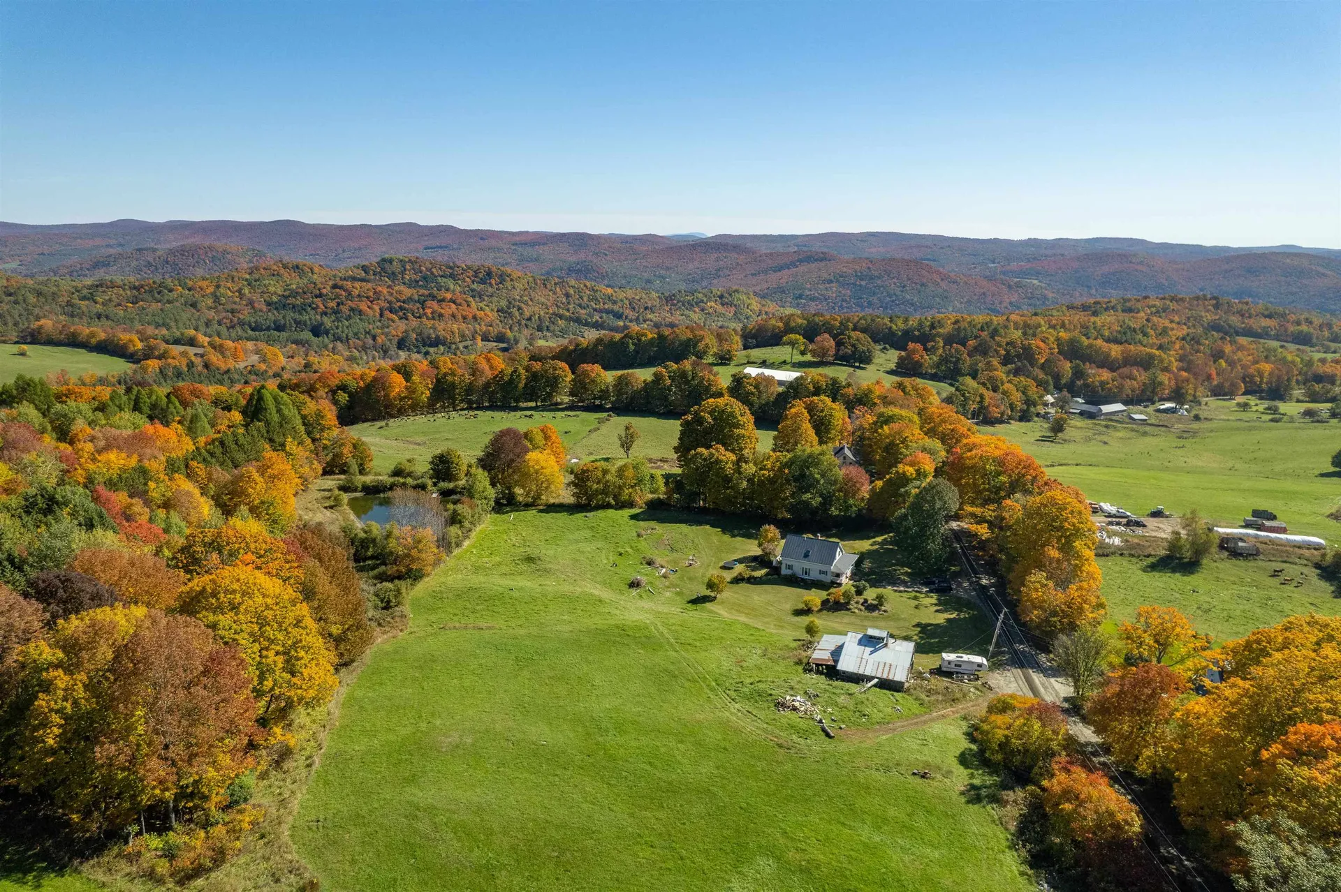 222 Monarch Hill Road Tunbridge VT 05077-9628