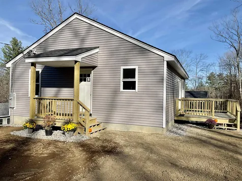 37 C Street Conway NH 03818