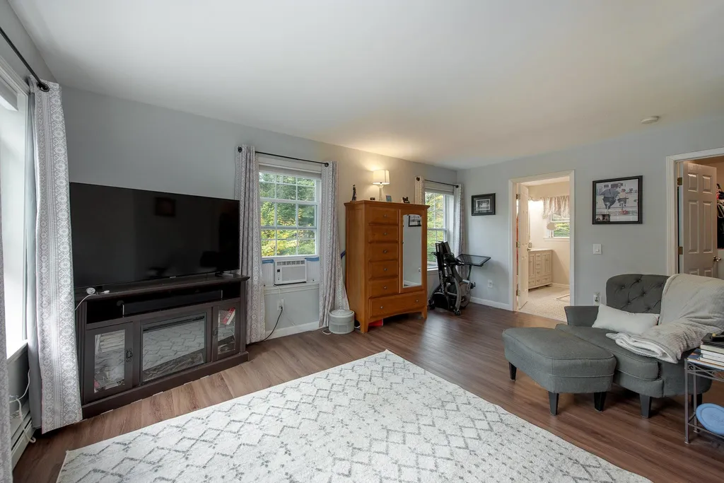 8 Fraser Road Thornton NH 03285