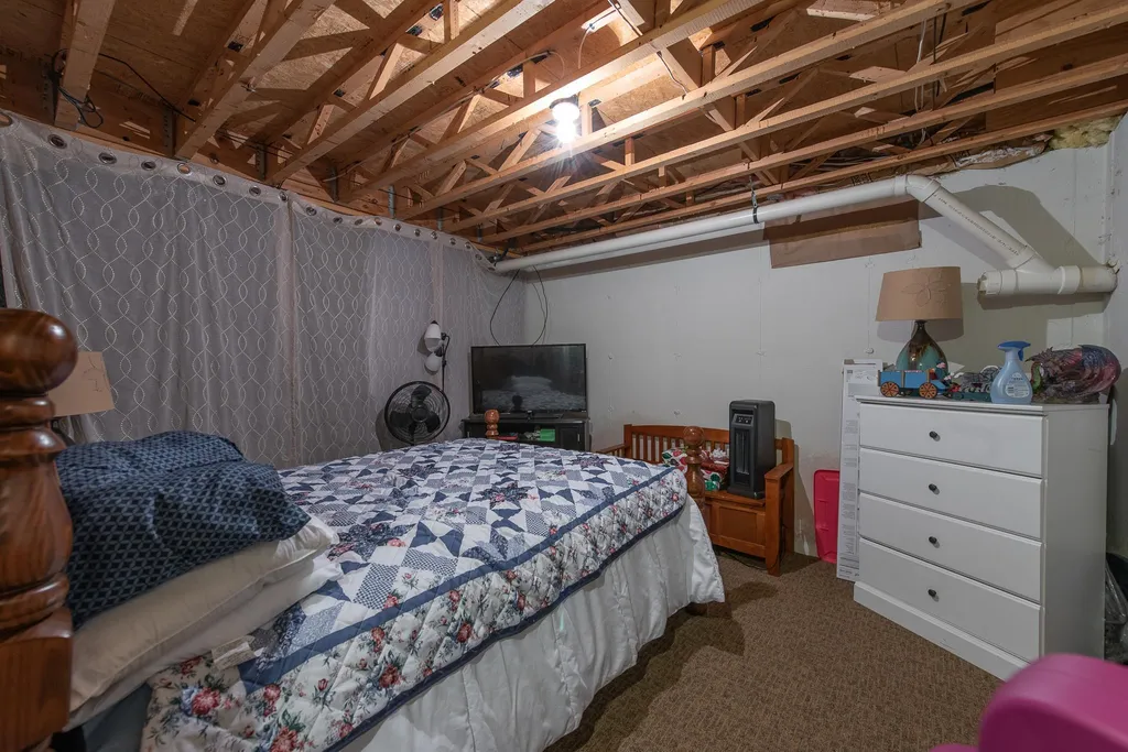 8 Fraser Road Thornton NH 03285