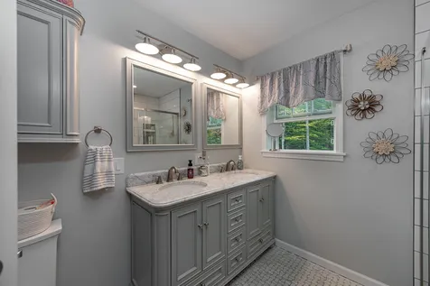 8 Fraser Road Thornton NH 03285