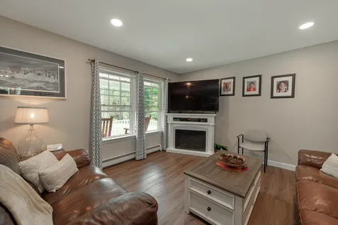 8 Fraser Road Thornton NH 03285