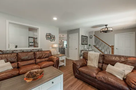 8 Fraser Road Thornton NH 03285