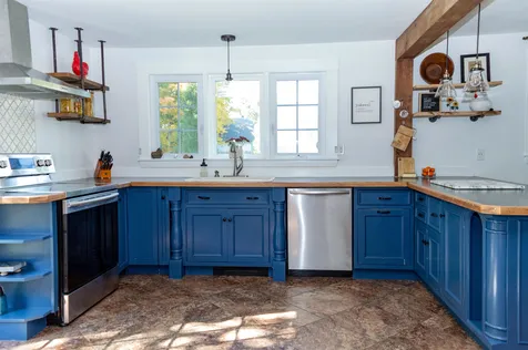 70 Winnicutt Road Stratham NH 03885