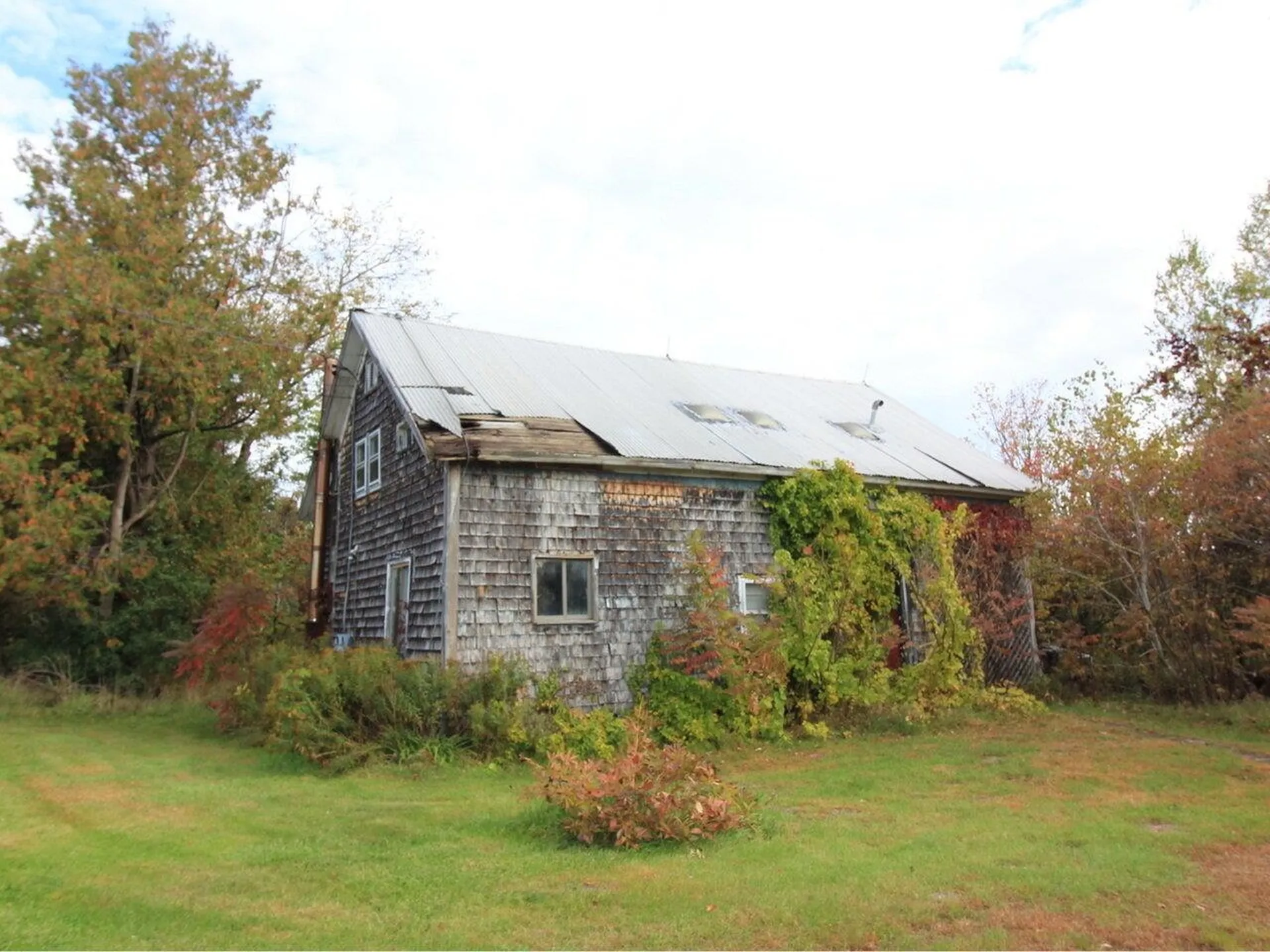 95 Towers Road Essex VT 05452