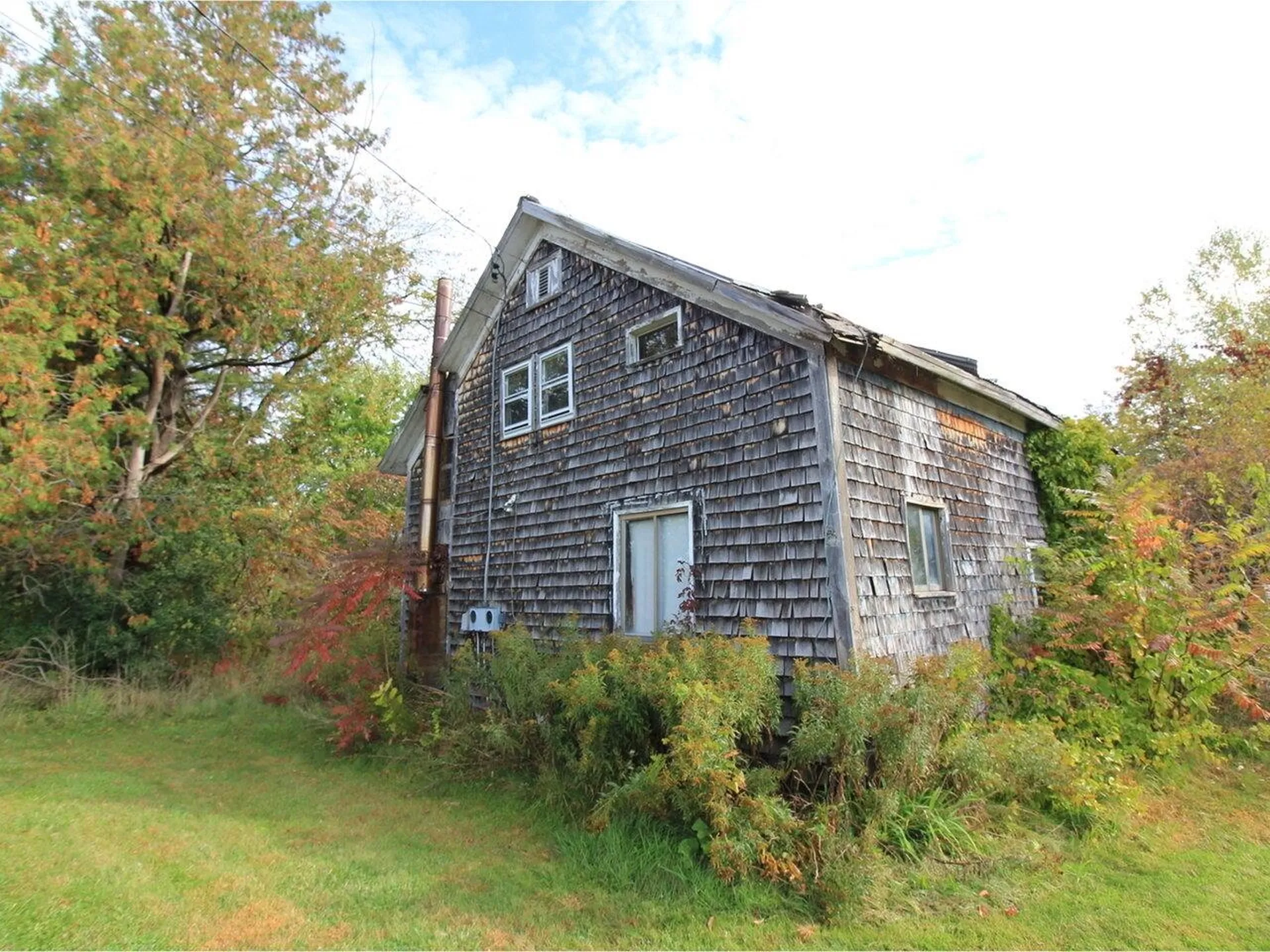 95 Towers Road Essex VT 05452