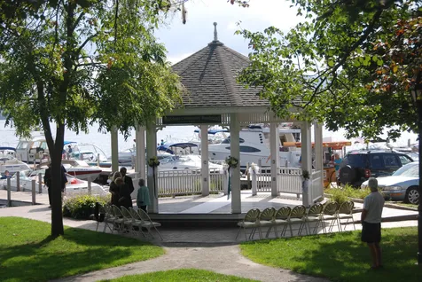 51 North Main Street Wolfeboro NH 03894