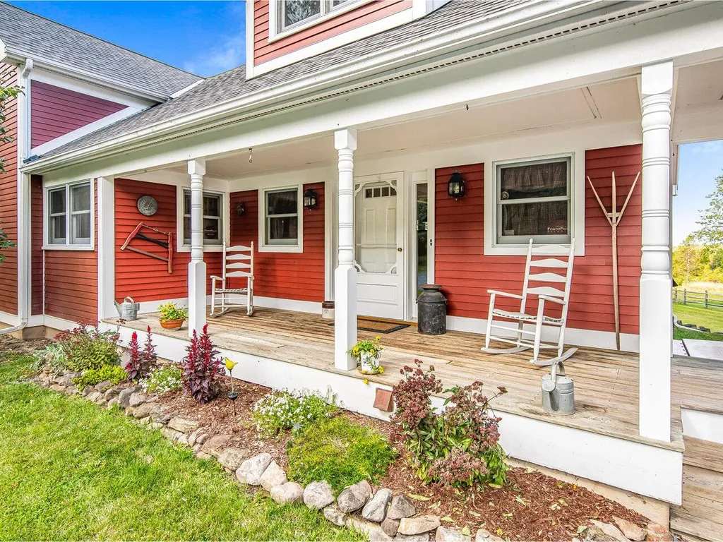 189 Four Winds Road Ferrisburgh VT 05456